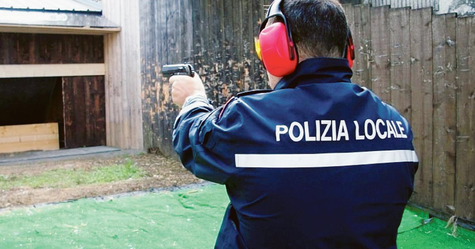 Tre candidati sindaco dicono no alle pistole ai vigili