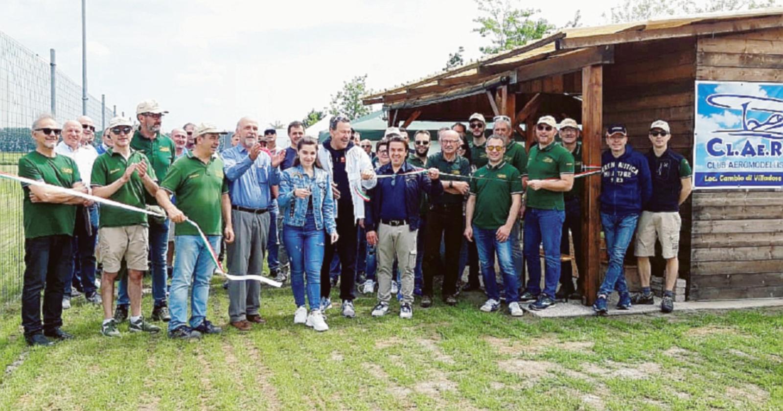 Inaugurata l’aviosuperficie