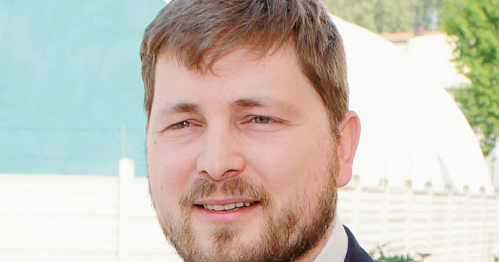 Suona già valzer delle poltrone