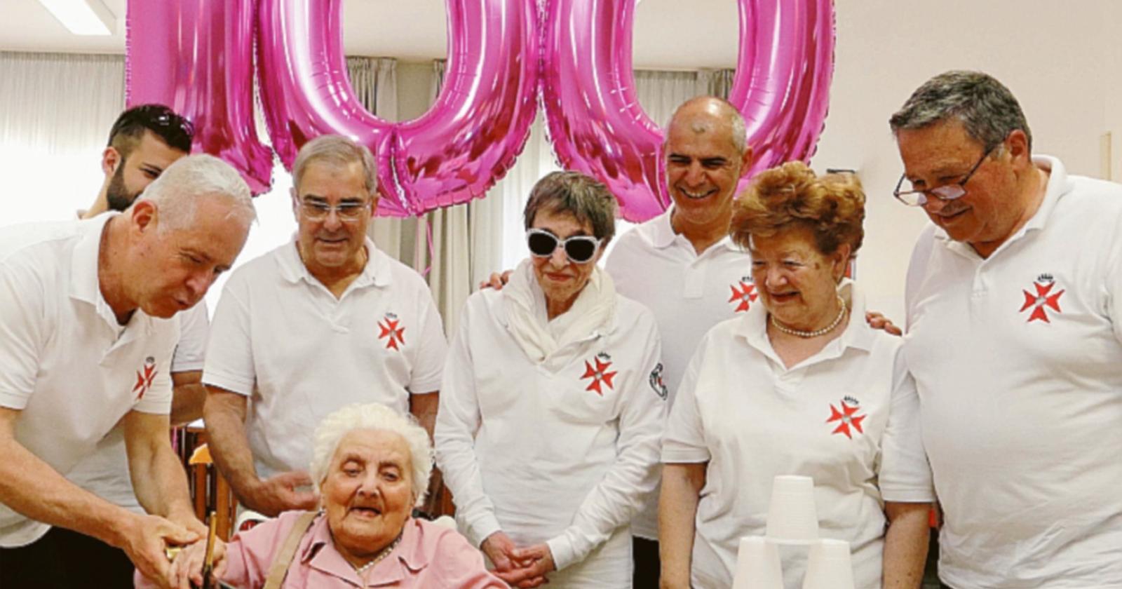 Tanti auguri a Livia che ha spento 100 candeline