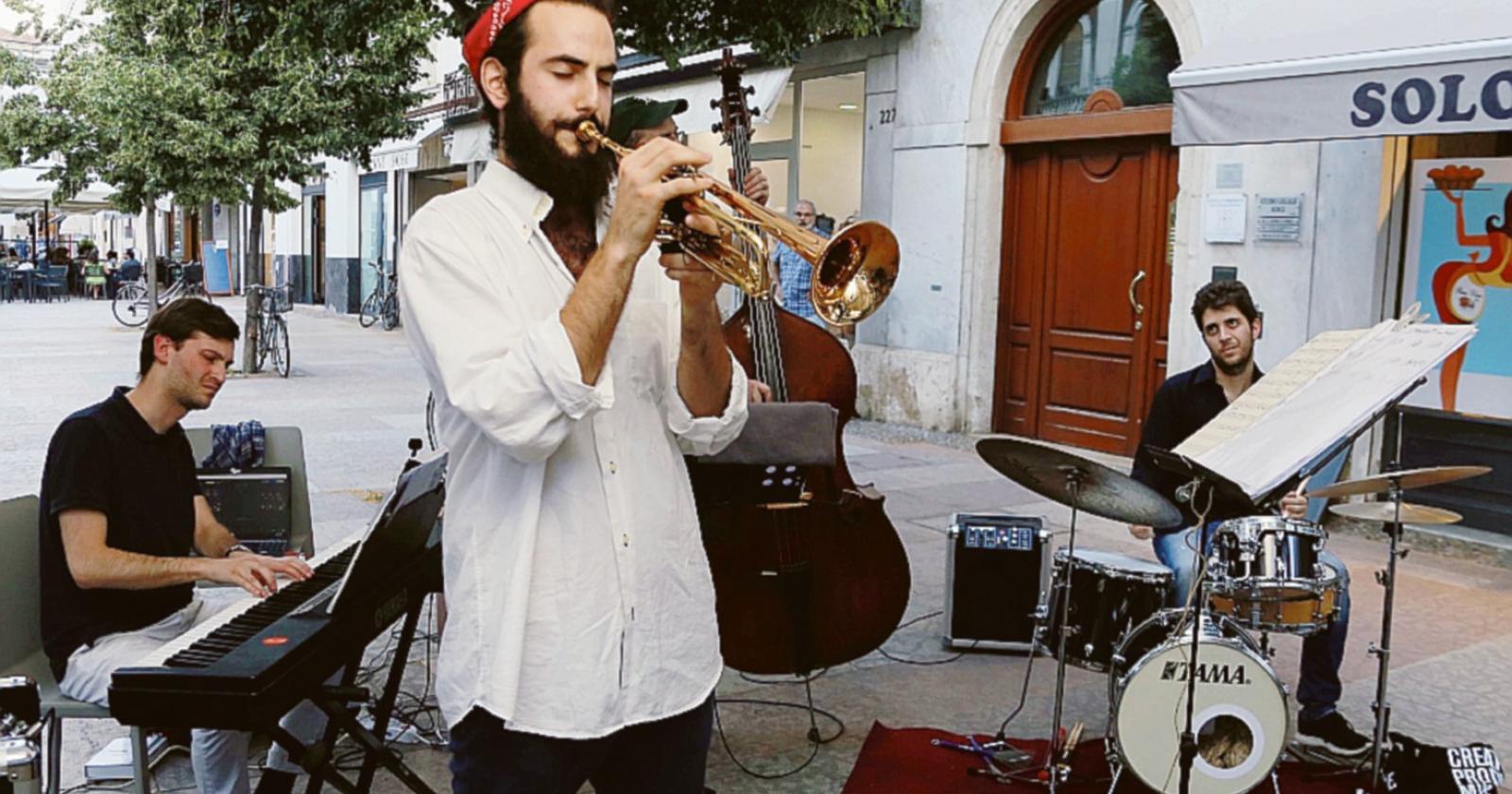 L’aperitivo del giovedì è sul Corso