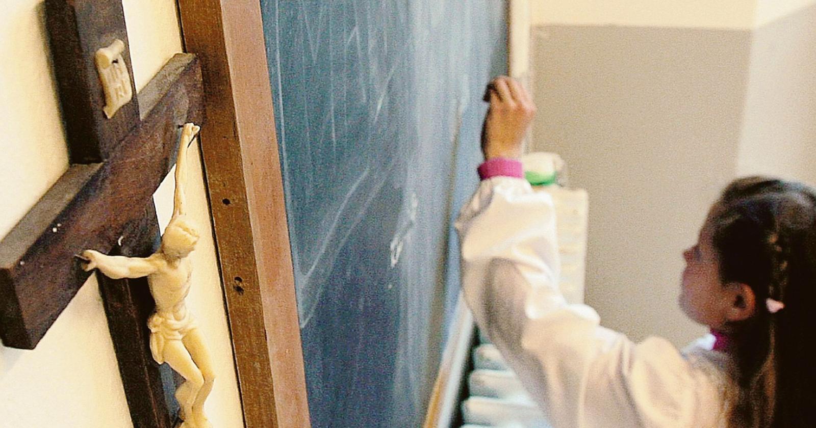 "Giù le mani dall'ora di religione"