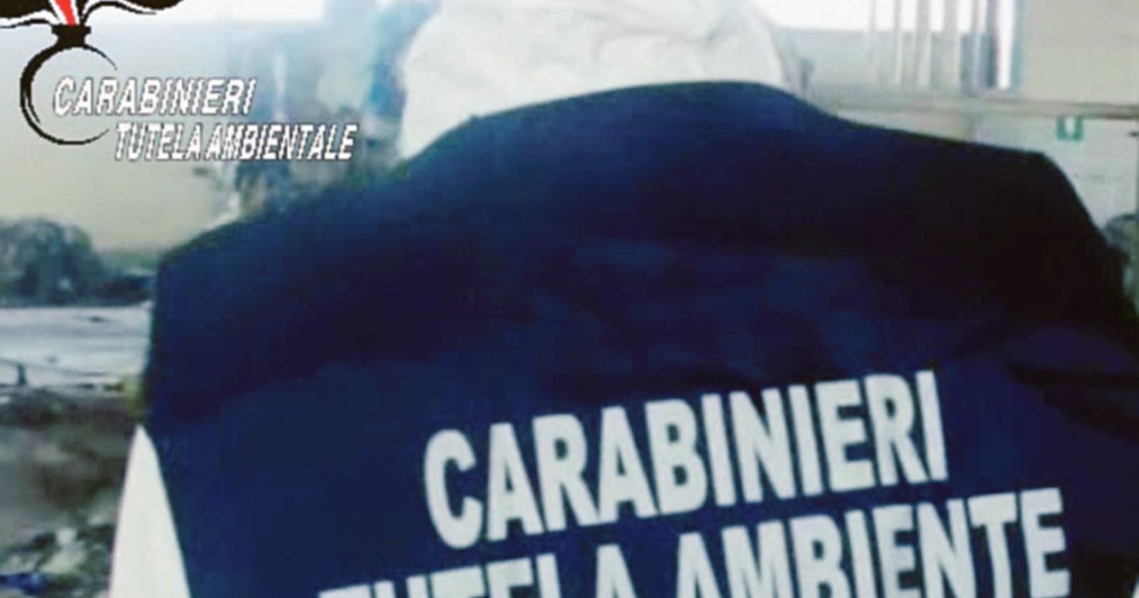 Arrivano i carabinieri dell'ambiente: diffidata una ditta di rifiuti