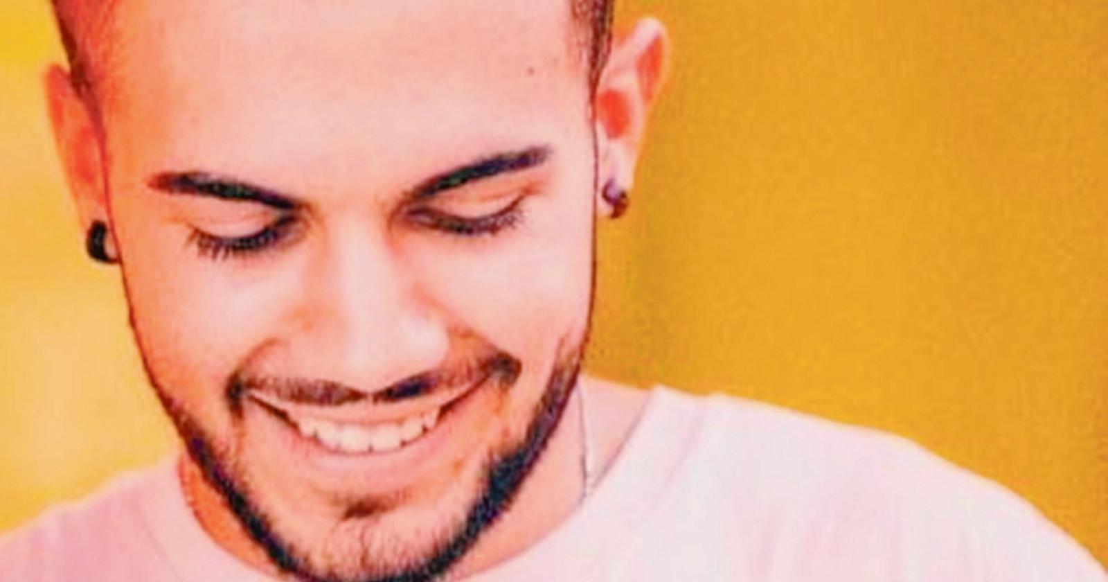 Un paese in lutto: “Addio amore”