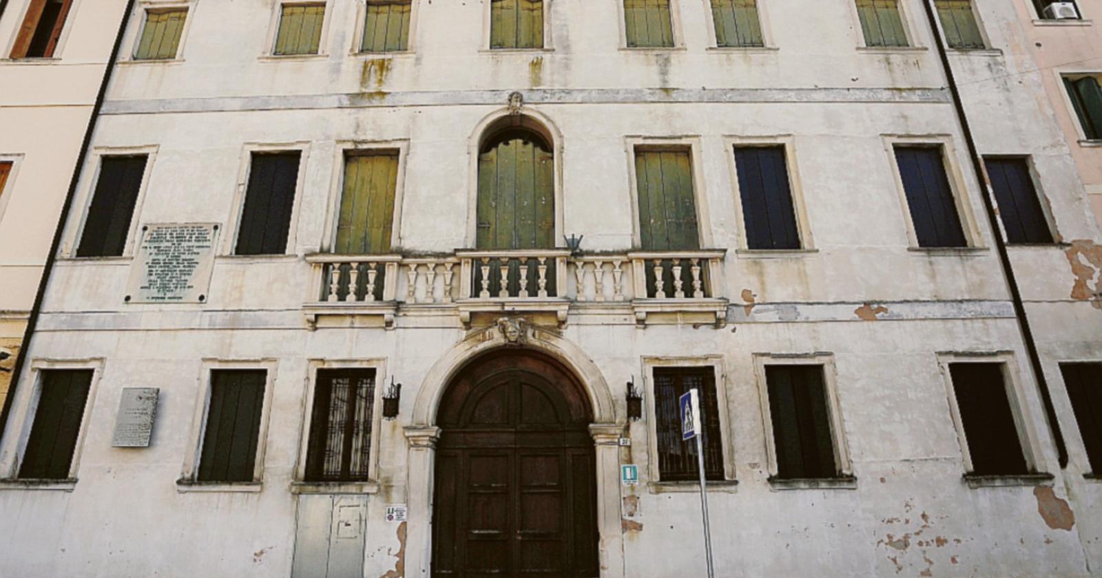 L’Arma in aiuto dell’ex liceo