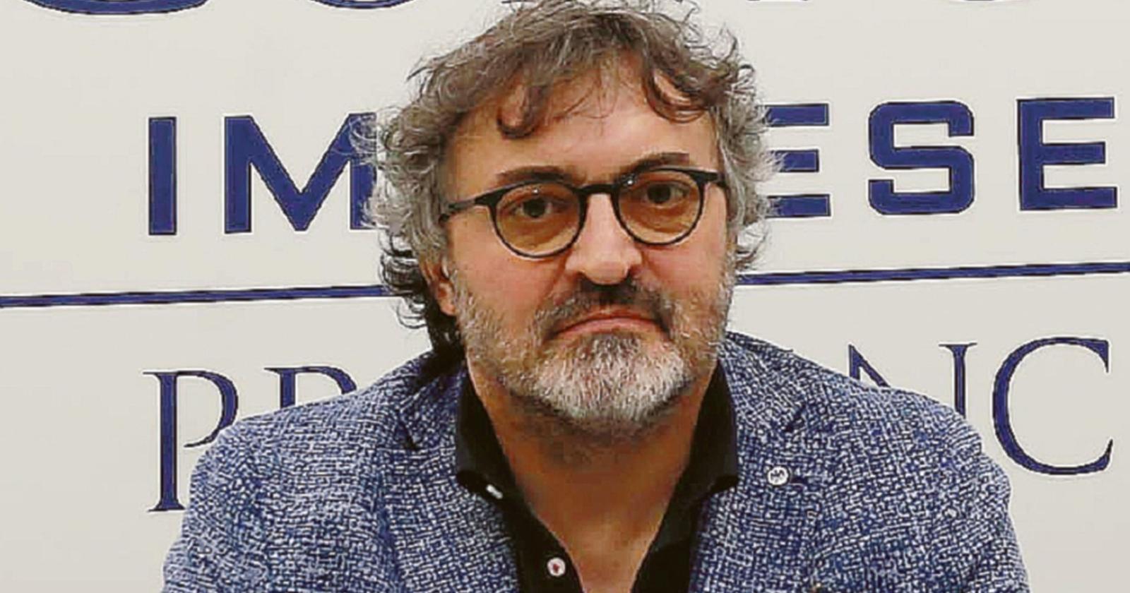 “Saldi? Tassiamo i colossi del web”