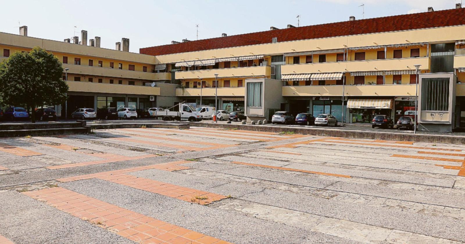 Al via una difficile rinascita