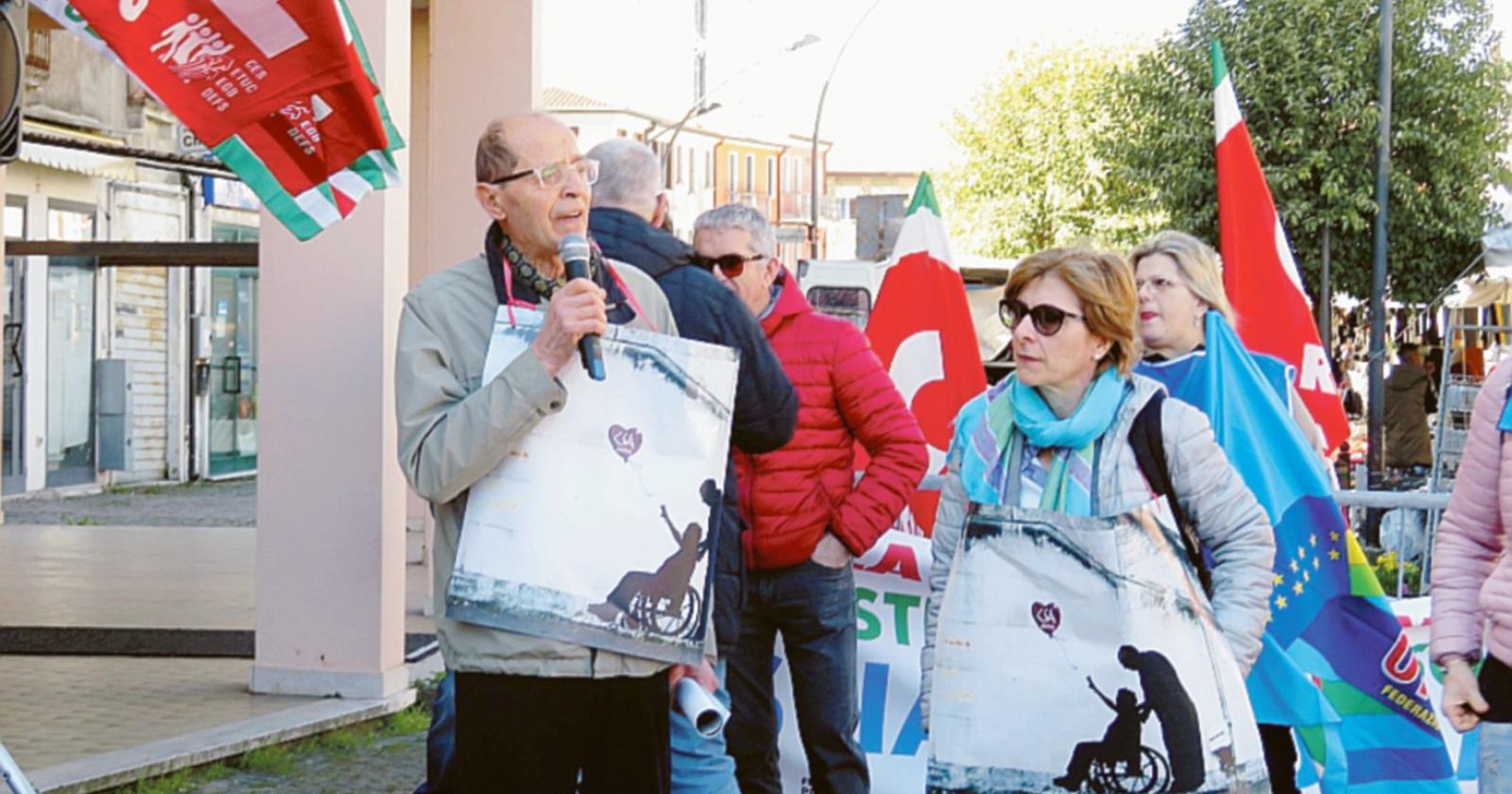 “La cittadinanza apra gli occhi”