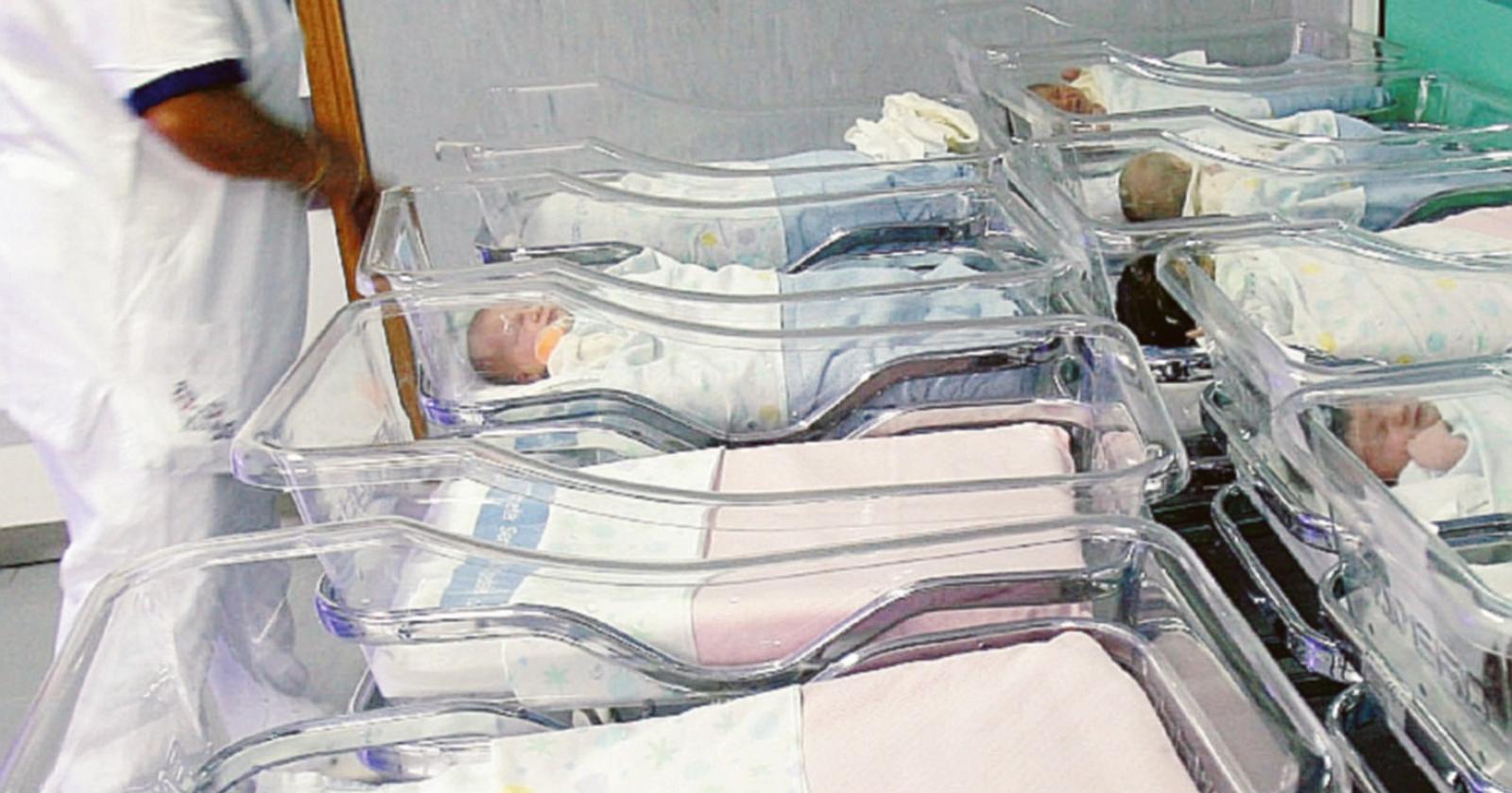 Ostetriche: dimissioni in massa 