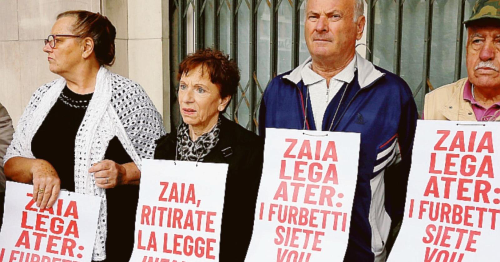 Ater, gli inquilini protestano