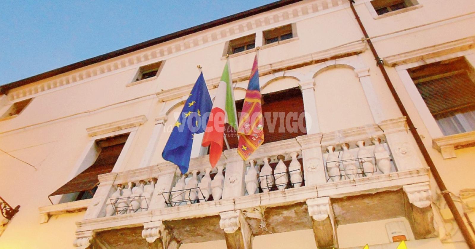Mezzo milione trattenuto, negozianti in guerra col Comune