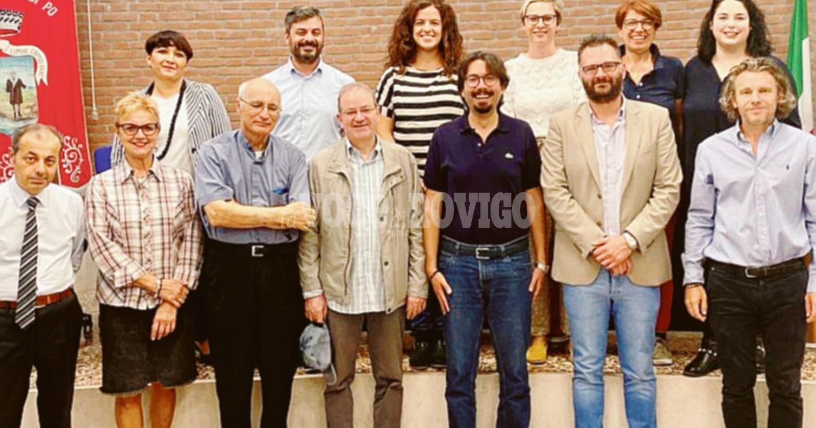 I sacerdoti accolti in Comune
