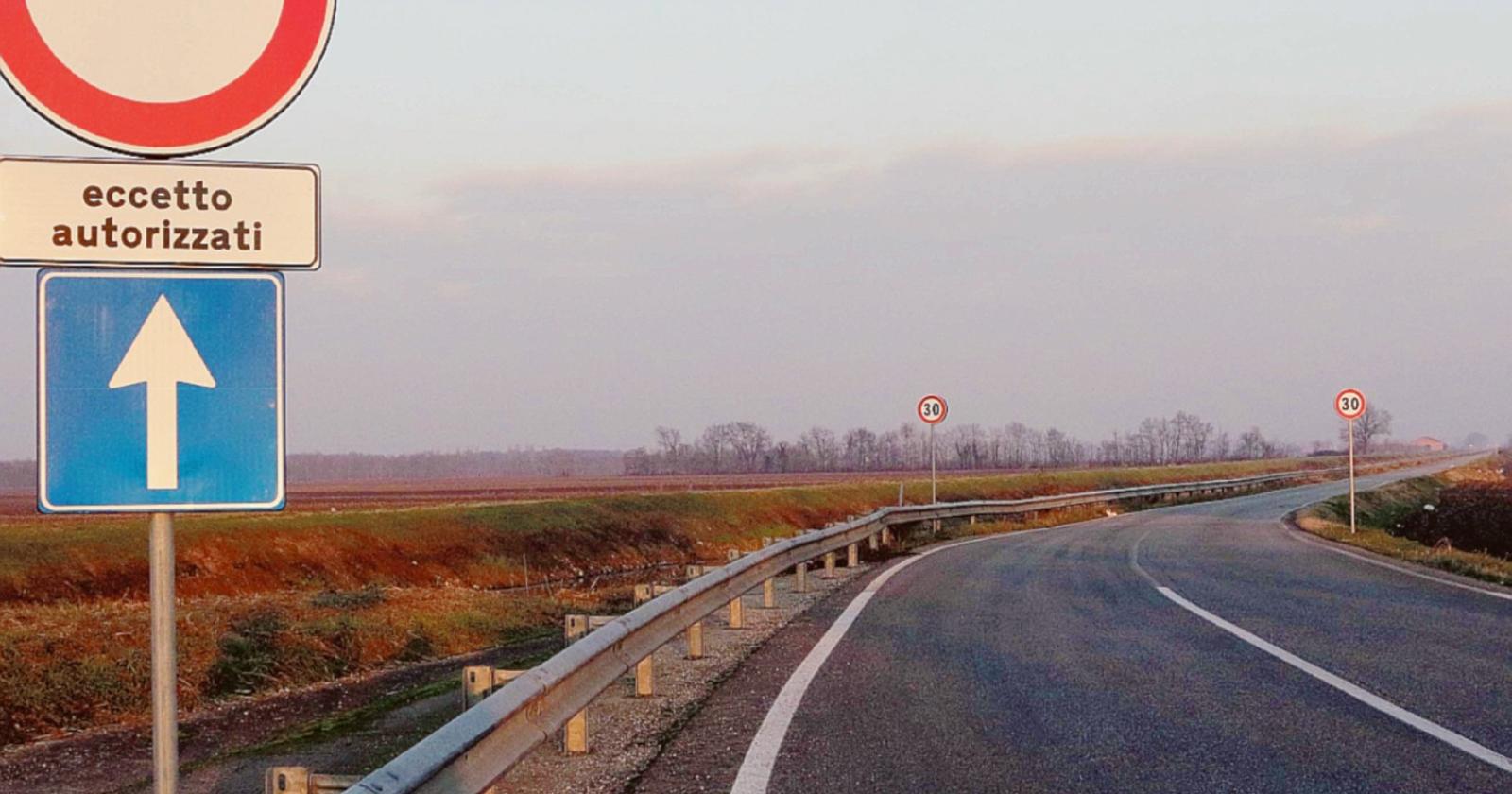 “Siamo prigionieri in casa nostra”