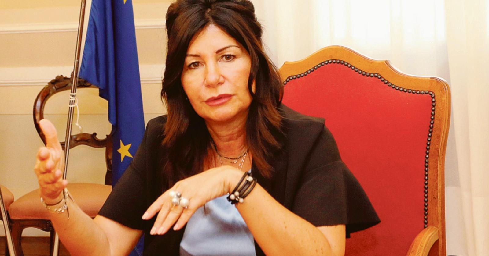 “Al primo segnale, denunciate”