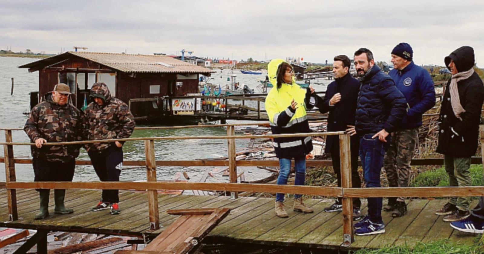 Cinque motori fuoribordo rubati nella Sacca di Scardovari