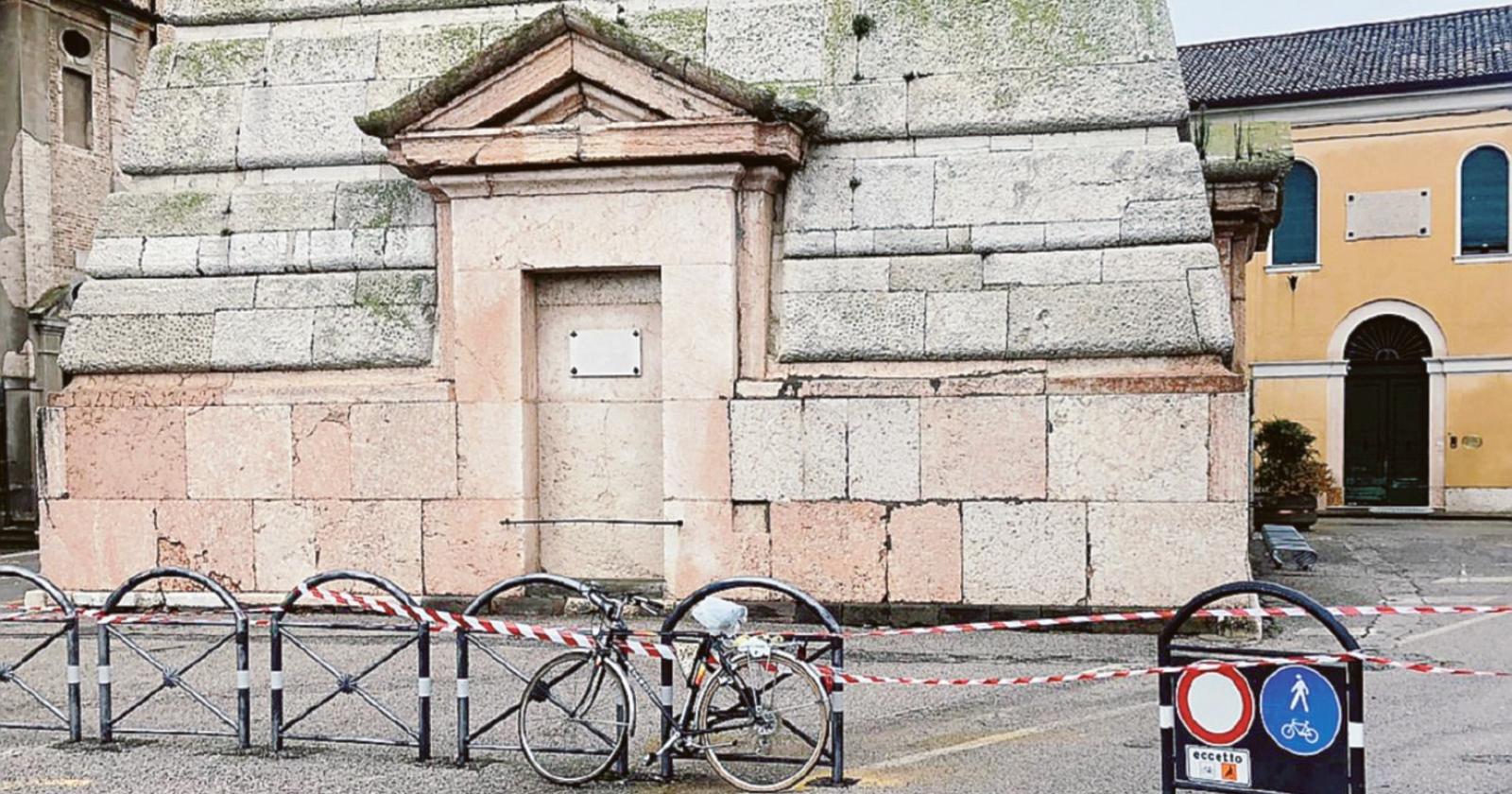 Campanile di Santa Sofia, altri blocchi in bilico