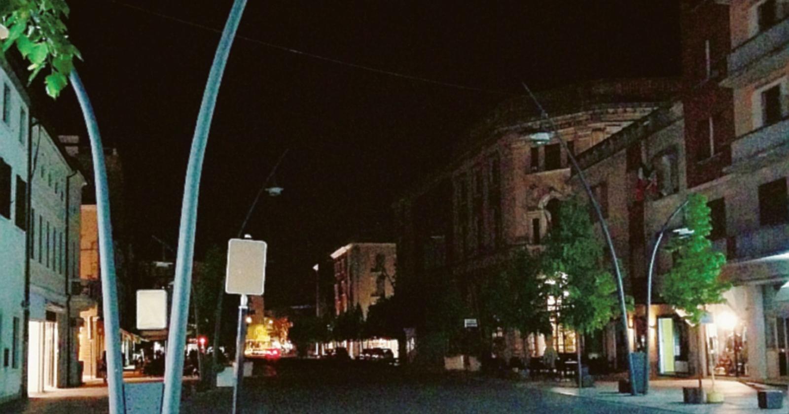 Strade al buio, “si rischia grosso”