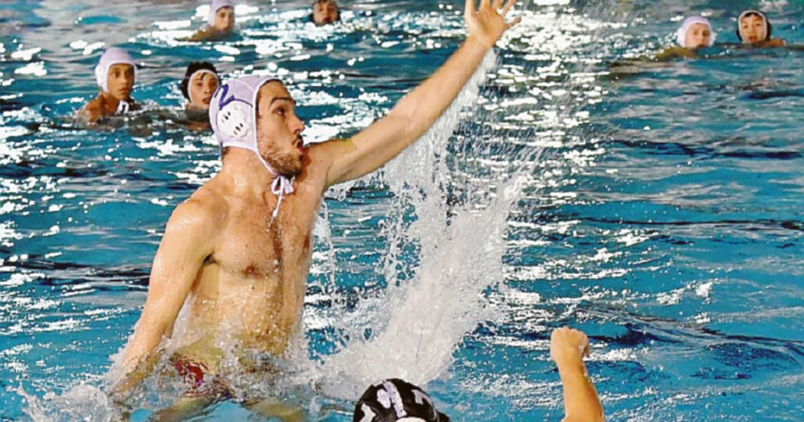 Uno Sporteam schiacciasassi