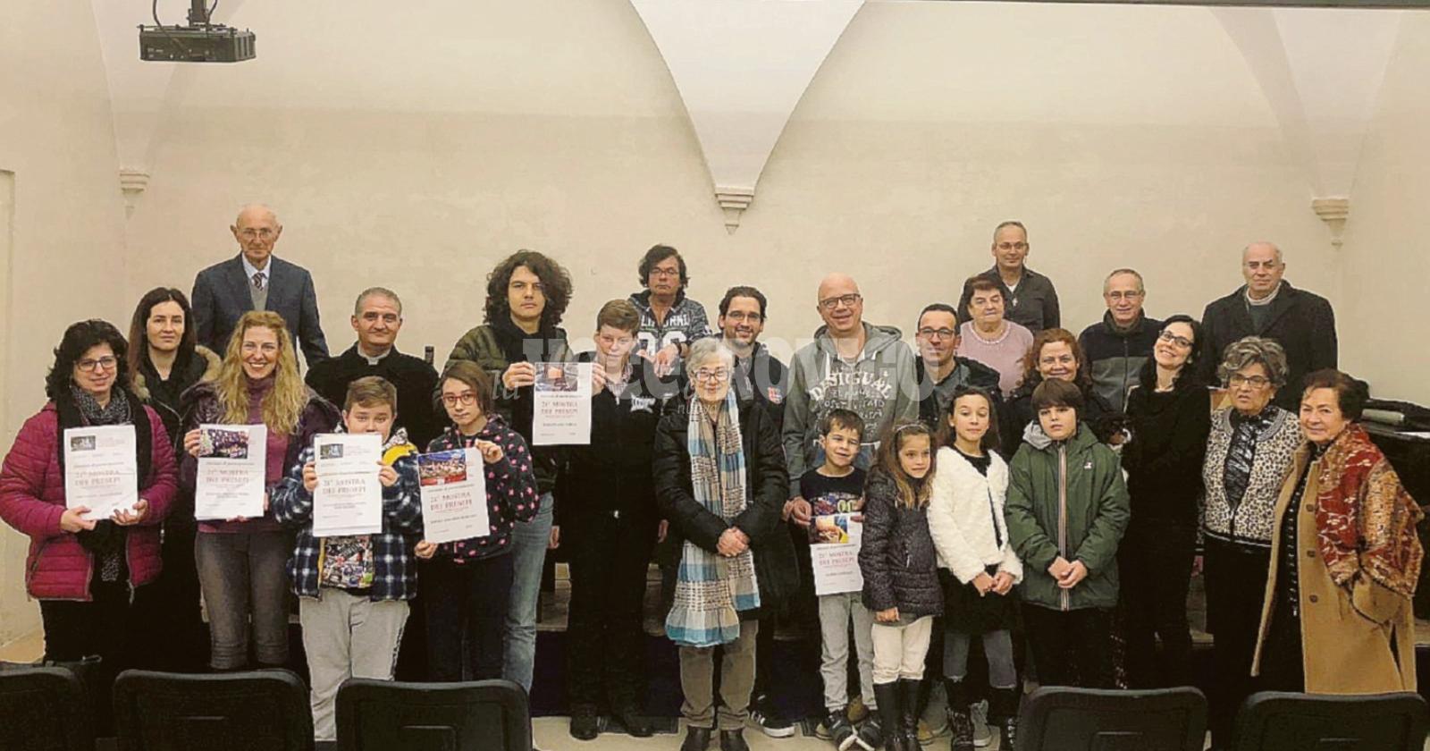 “Famiglie unite dal presepe”