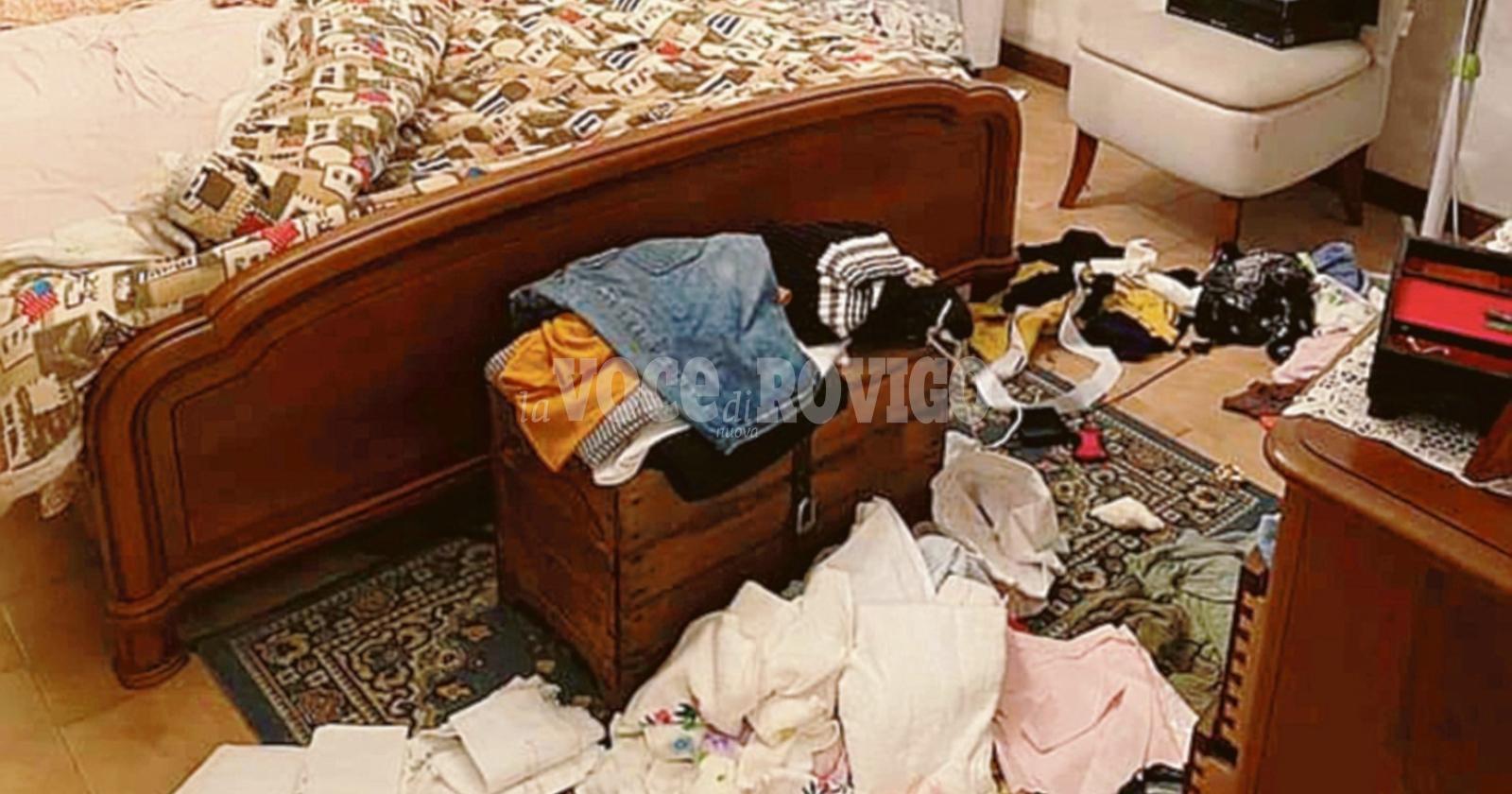 I ladri mettono la casa a soqquadro
