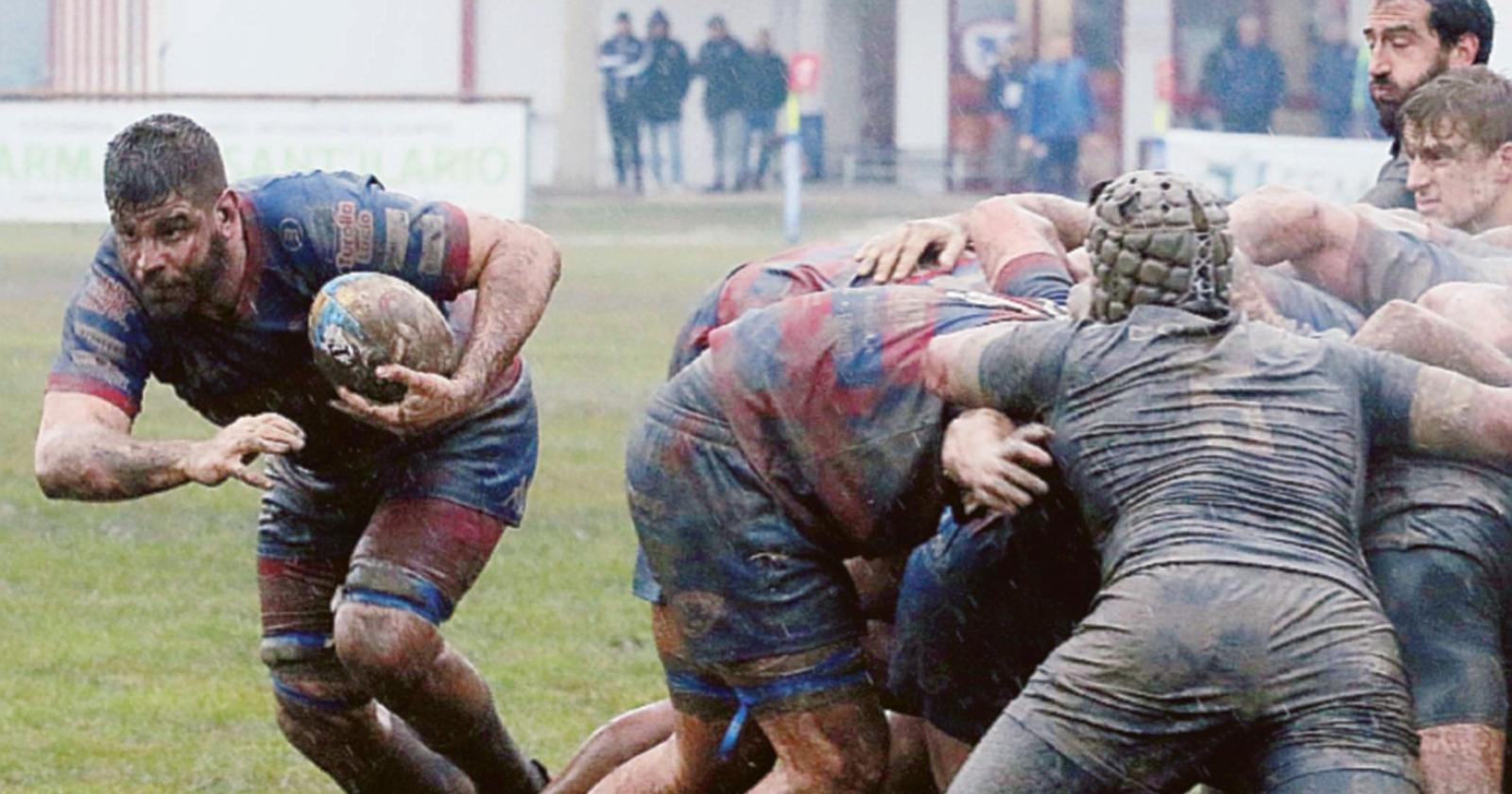Rossoblù, assalto al Petrarca