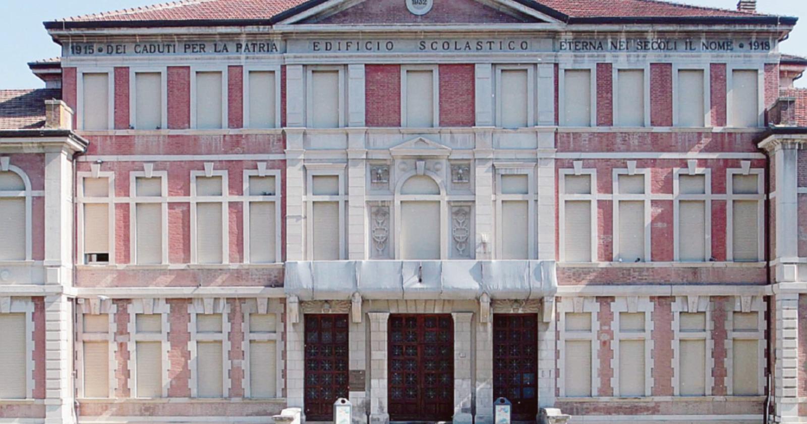 Ex Cur di viale Marconi, sistemarlo costa milioni
