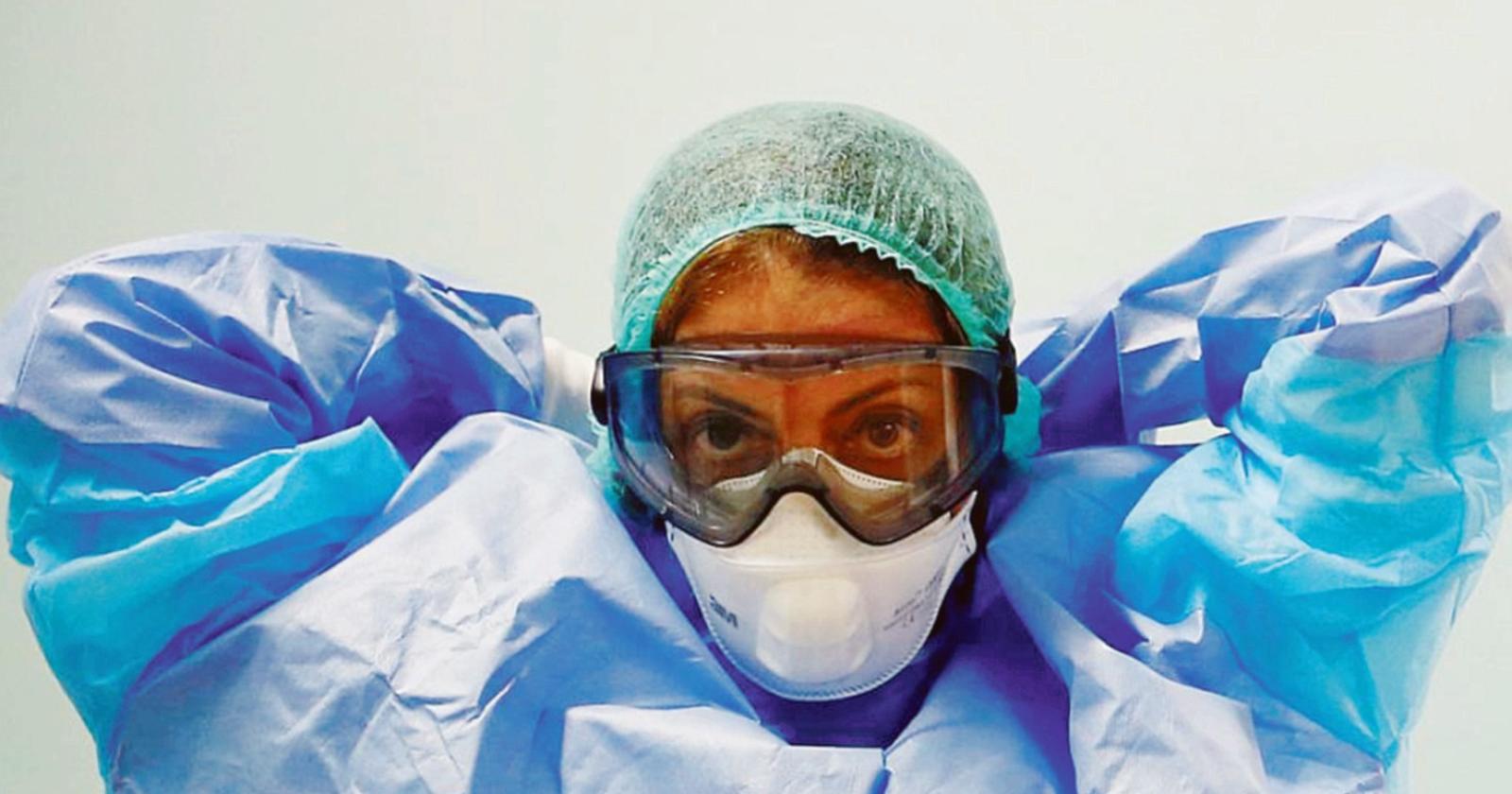 Imprenditore positivo,  sospende l'attività per tutelare i dipendenti