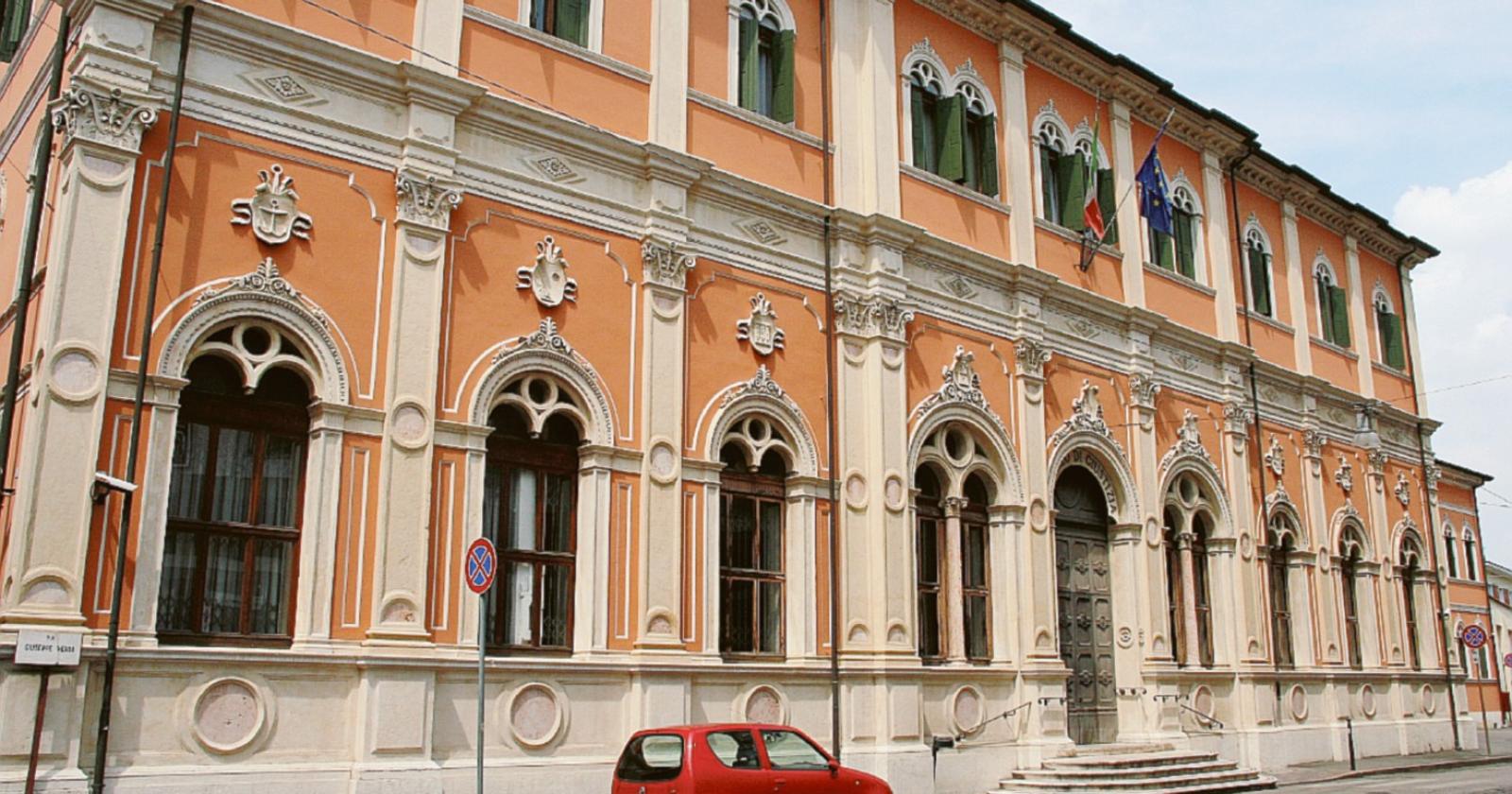 Il tribunale alla Guardia di Finanza