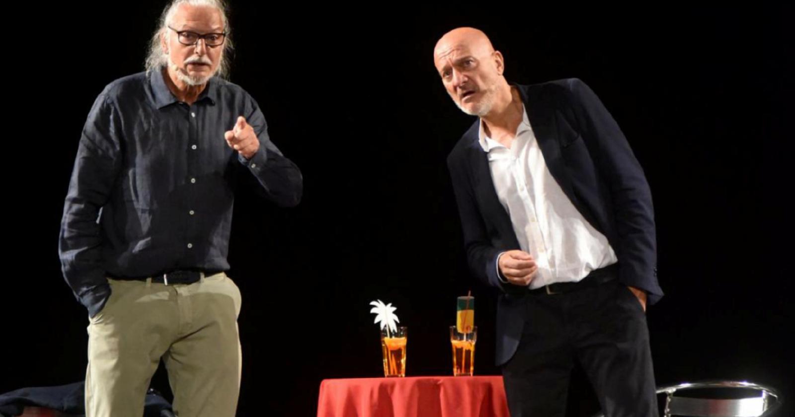 Tutto esaurito all’arena spettacoli del Censer per lo spettacolo di Claudio Bisio e Gigio Alberti