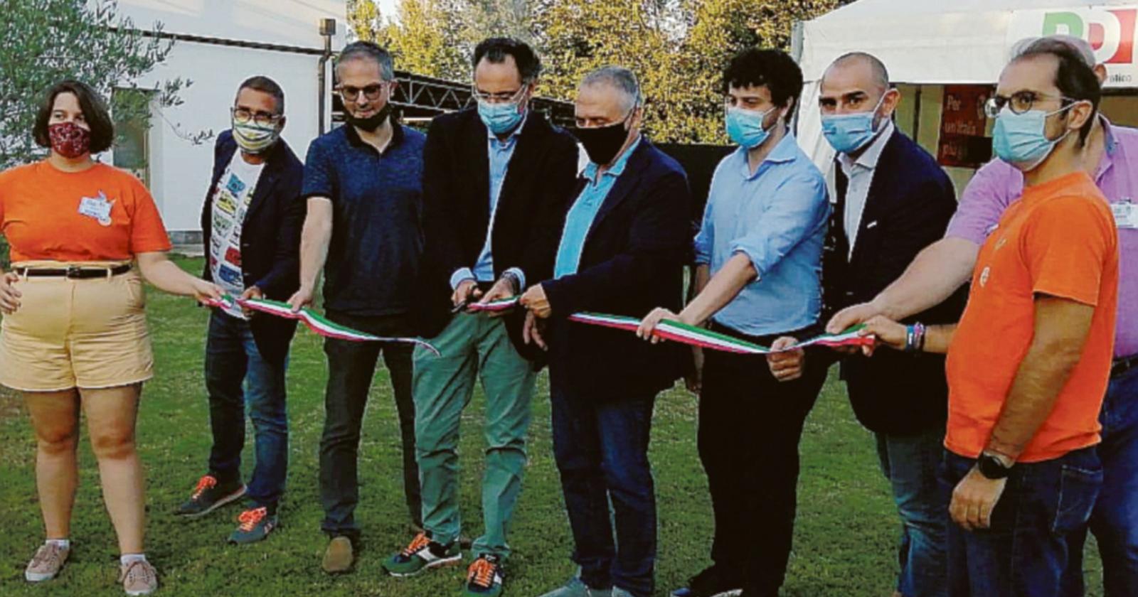 Zampine non molla: la festa si fa
