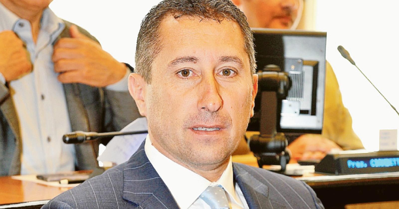Scandalo bonus, i tre fuori dalle liste