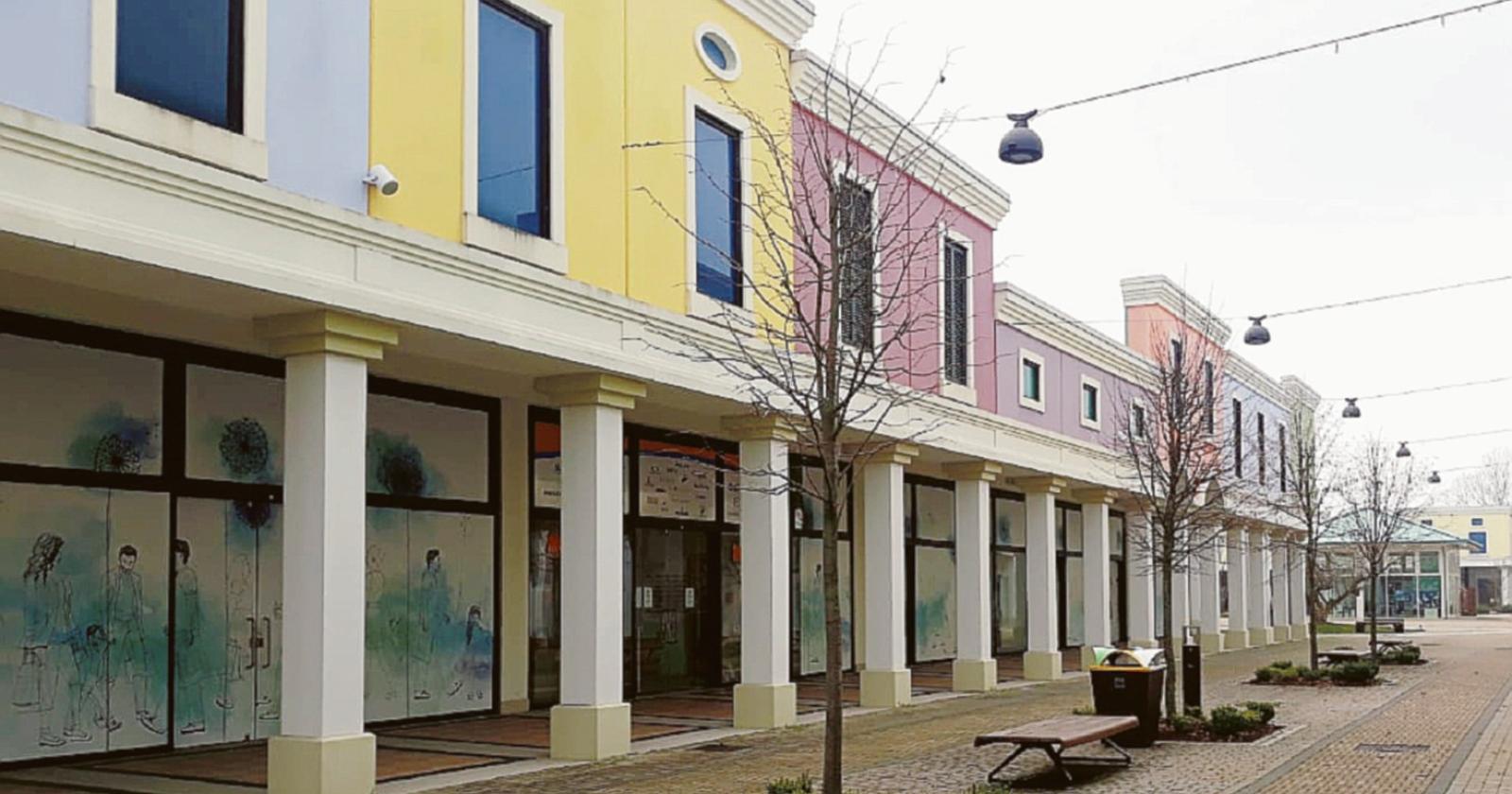 L'Outlet di Occhiobello chiude, "Ora non diventi un centro accoglienza"