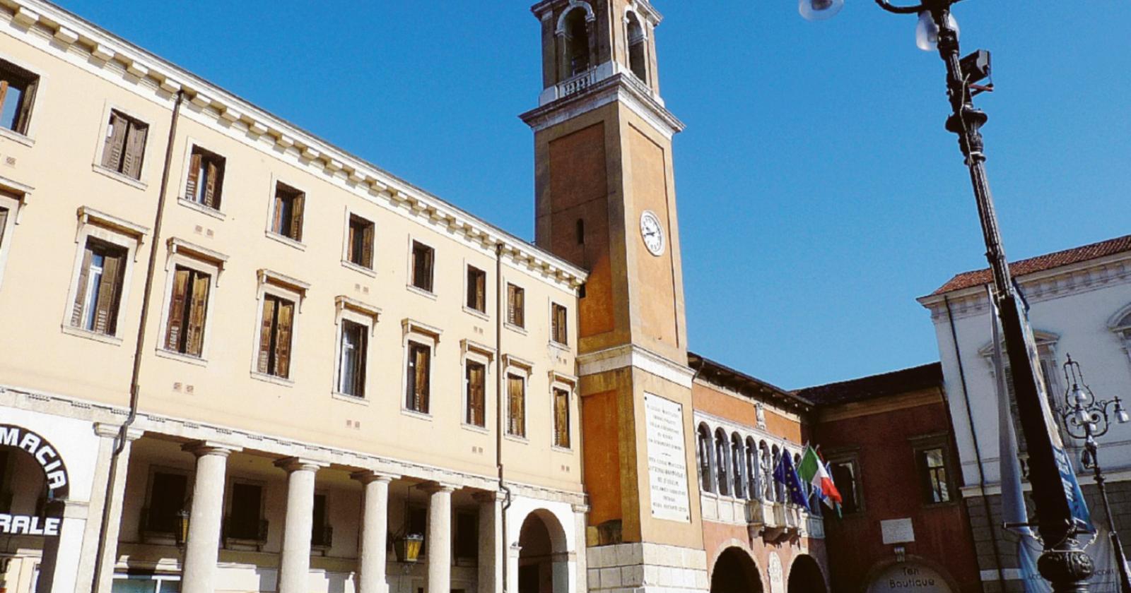Arriva la minirivoluzione d’ottobre in Comune a Rovigo