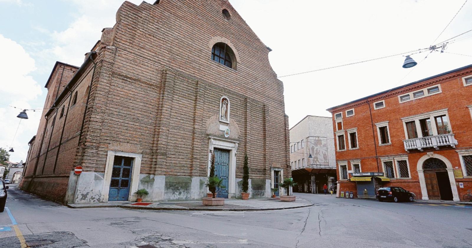 Piruea, “si parte da piazza Duomo”