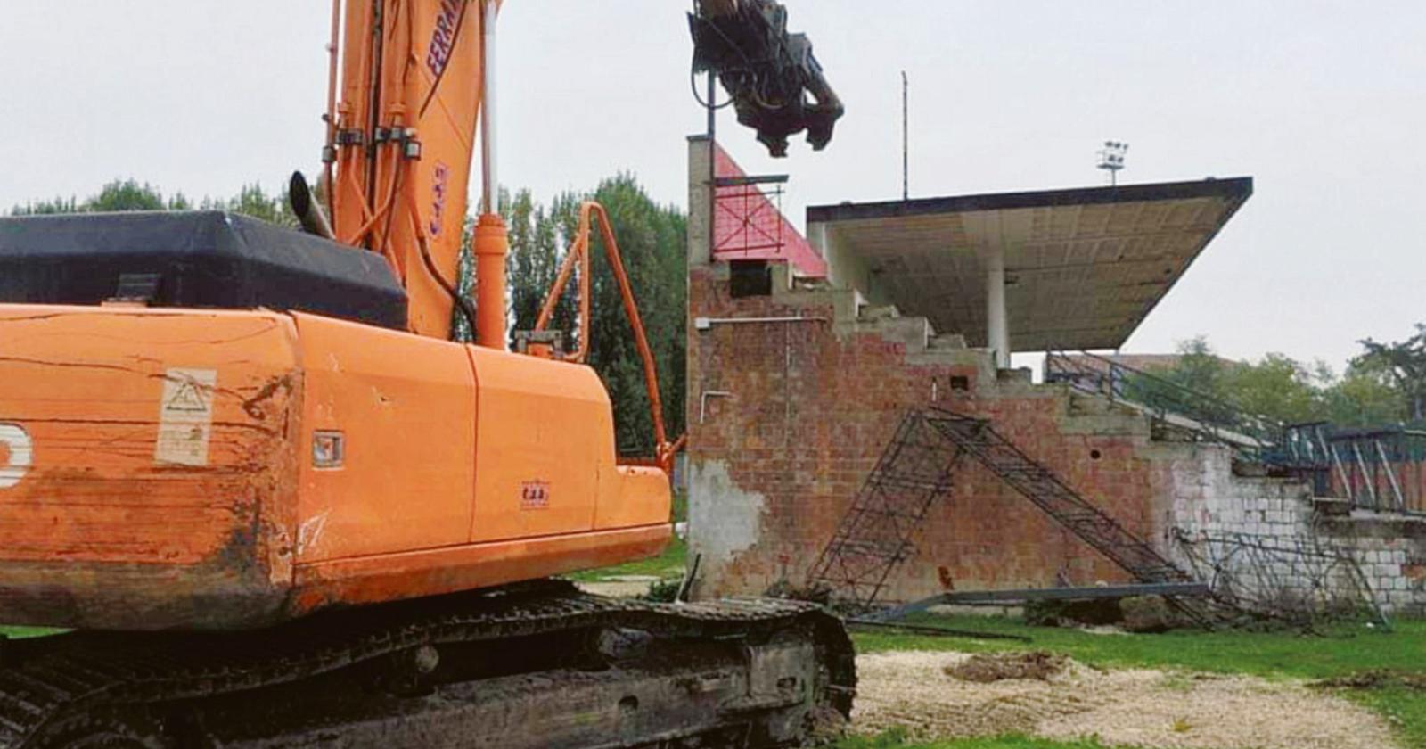 Perolari, si procede con i lavori