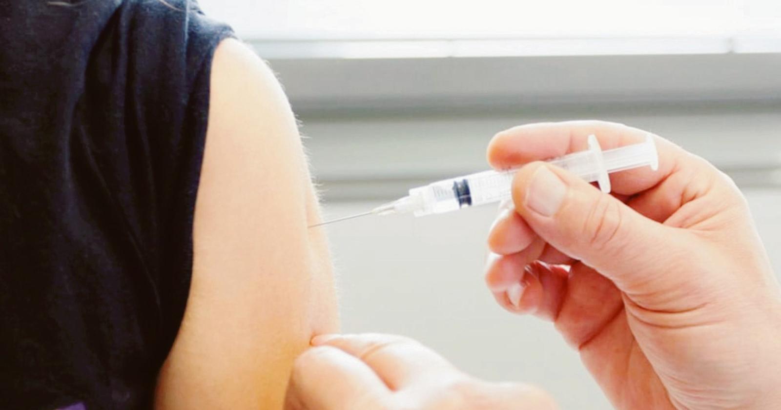 Farmacie senza vaccini antinfluenzali, “che caos”