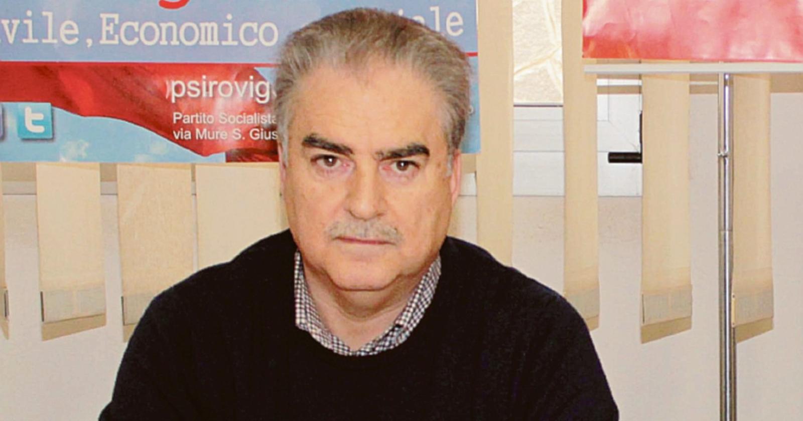 I socialisti si schierano con il sindaco