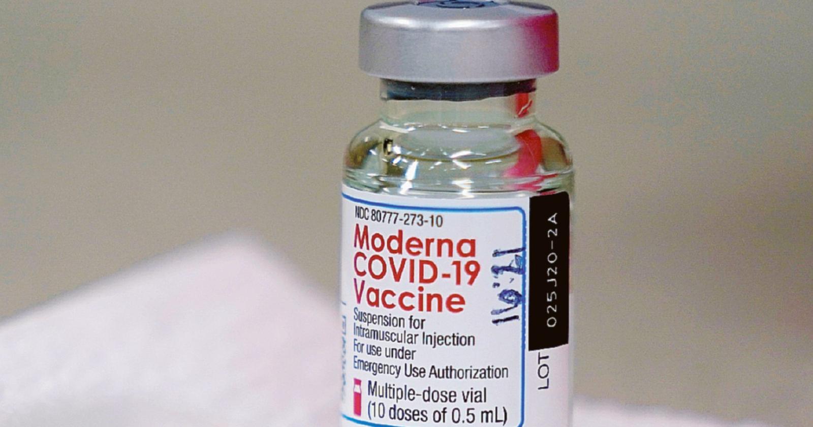 Anche l'Italia approva il vaccino di Moderna