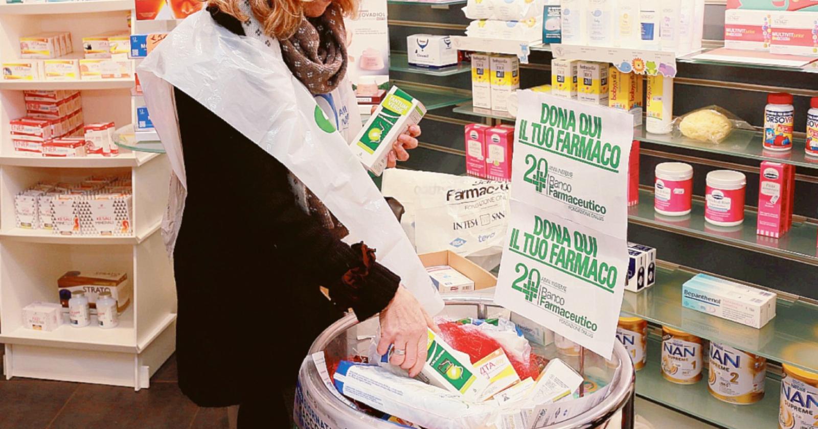 Raccolta di medicinali per chi è in difficoltà in 32 farmacie