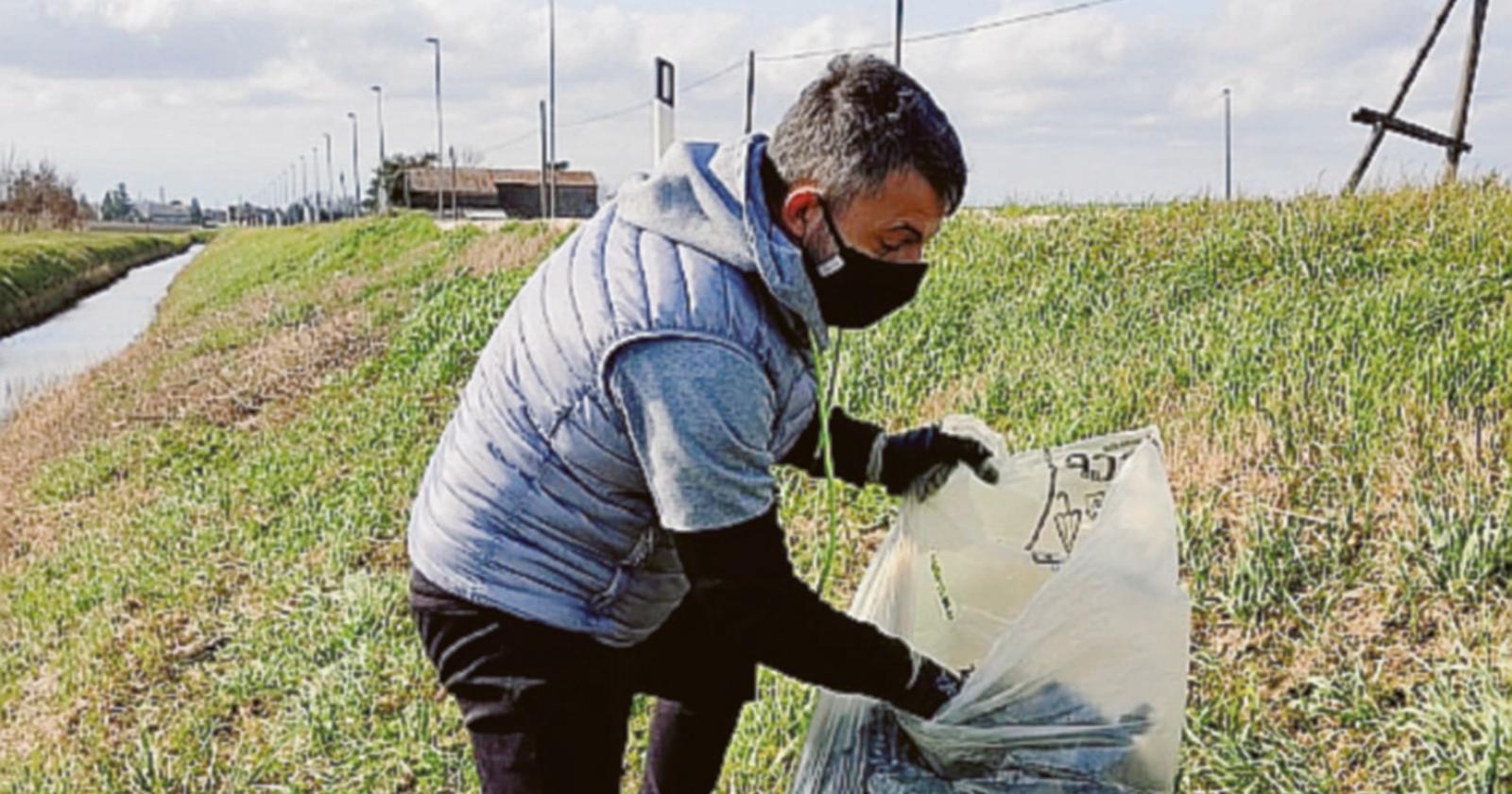 Plastic free, debutto con 15 sacchi raccolti