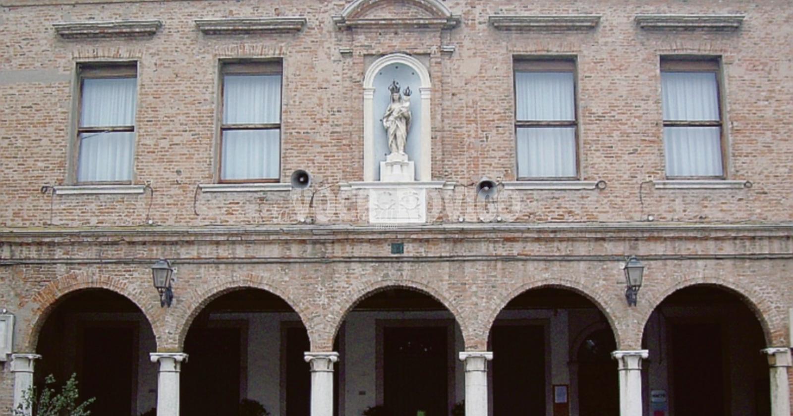 Bellodi saluta il “suo” locale