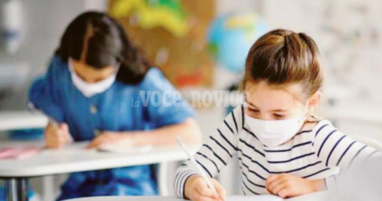 Domani i negozi, poi le scuole