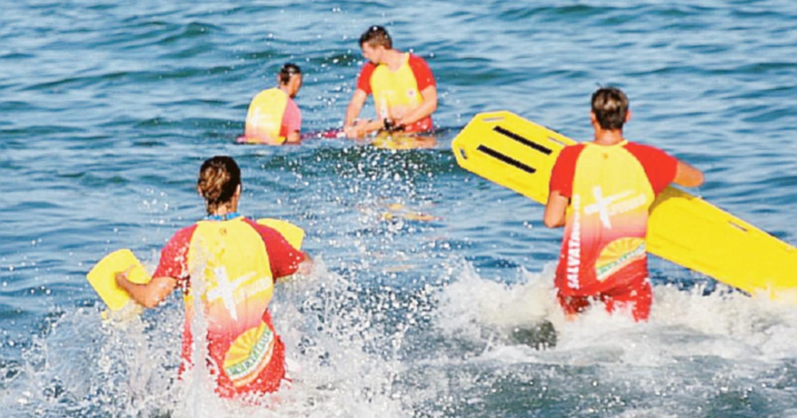 La carica degli angeli da spiaggia