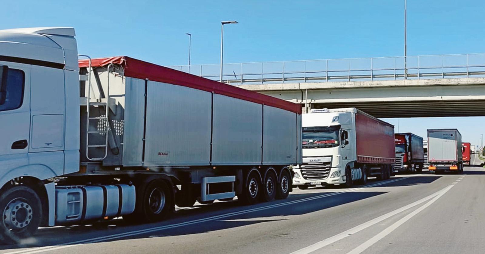 Ponte sul Brenta, code lunghissime
