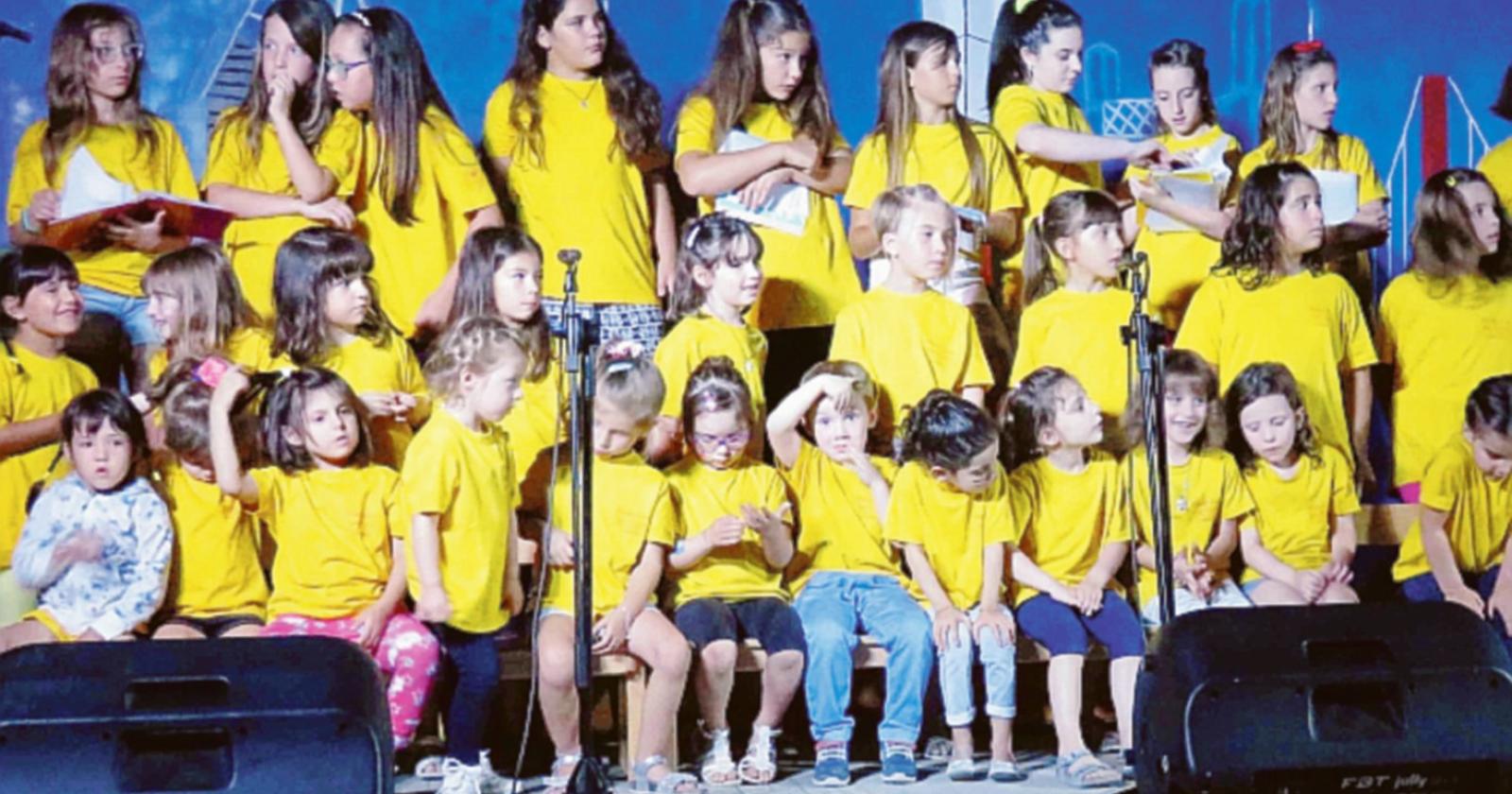 Tradizionale lotteria per sostenere il canto dei bimbi