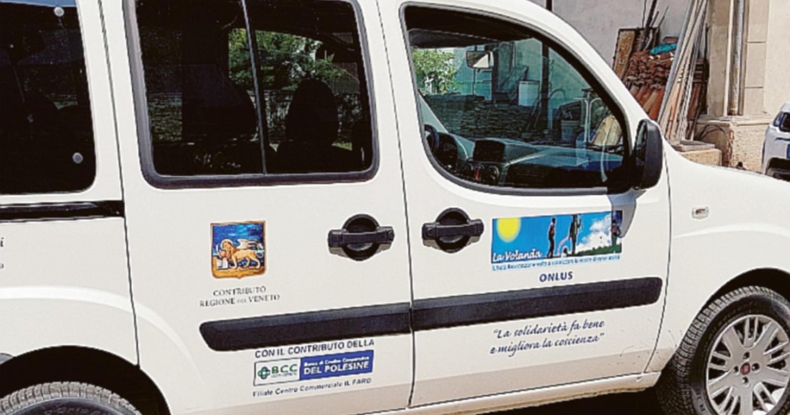 Rotary in campo per il trasporto disabili
