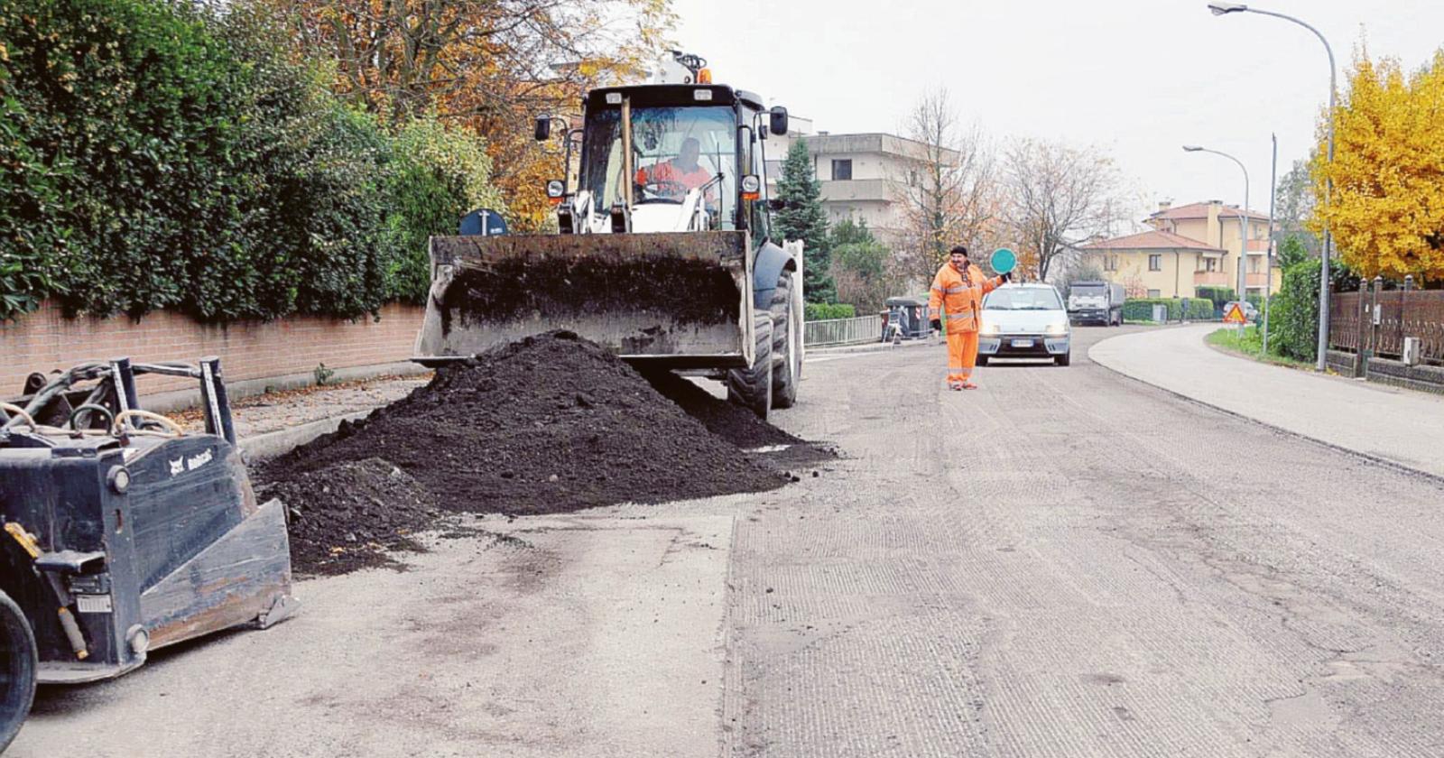 Strade provinciali, ora si asfalta