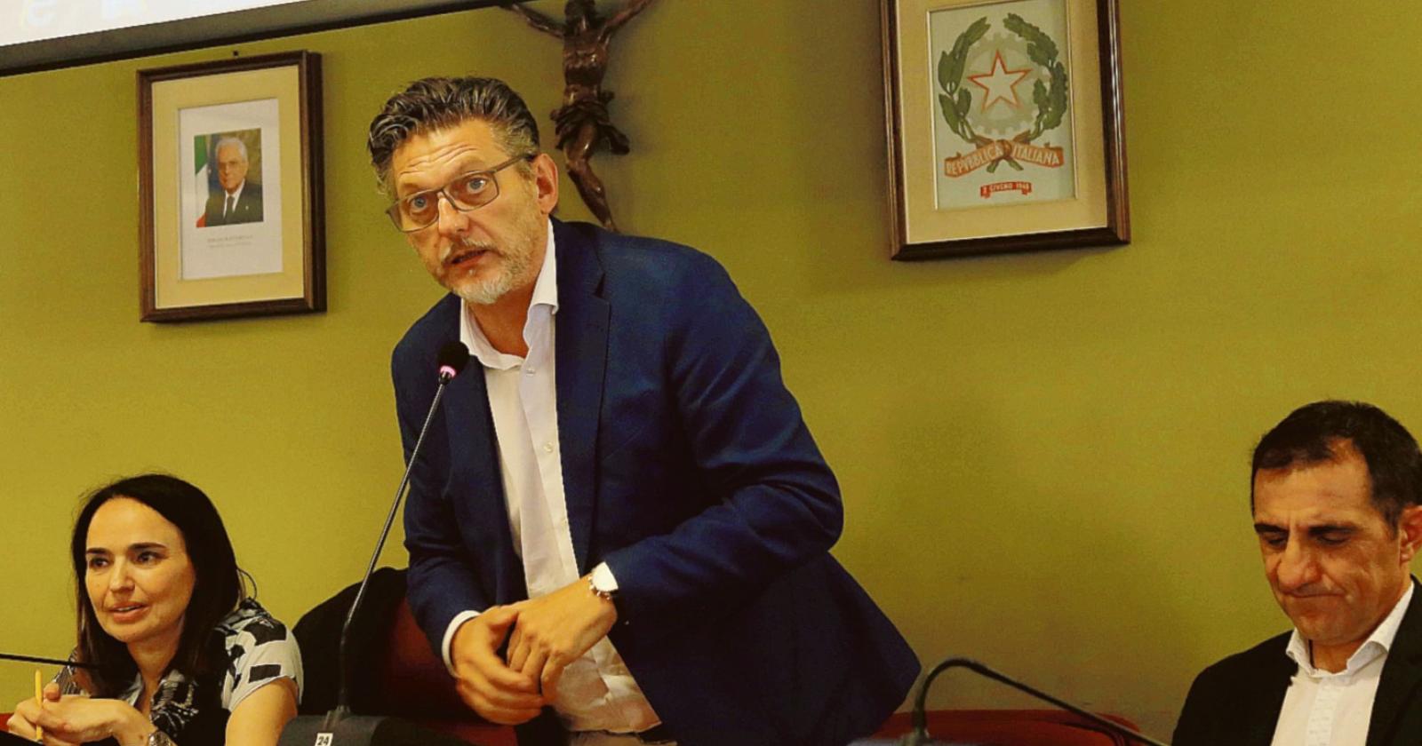 Guerra fredda fra Gaffeo e Pd