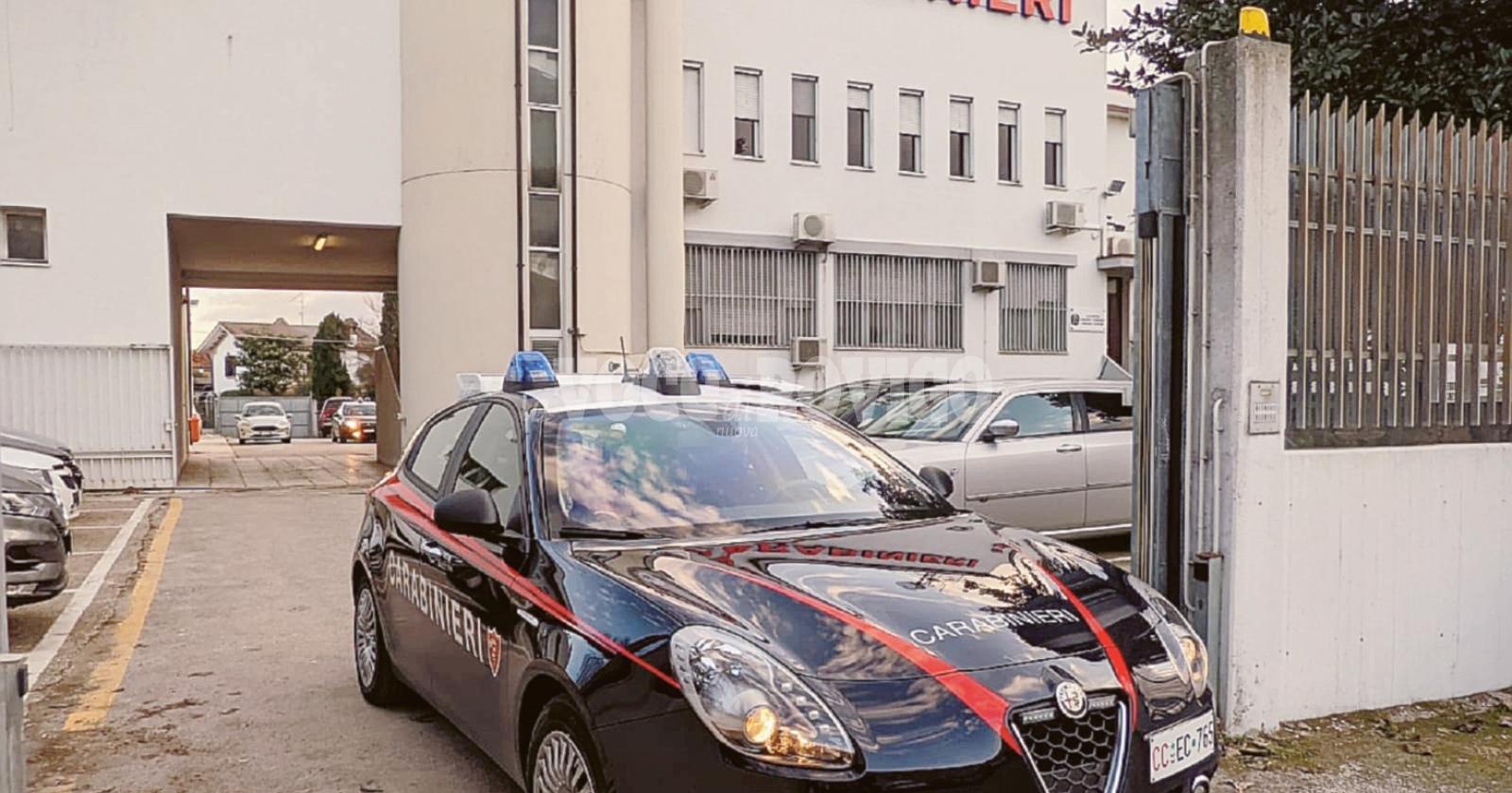 adria  carabinieri  studenti  persecuzione  denuncia  rovigo  