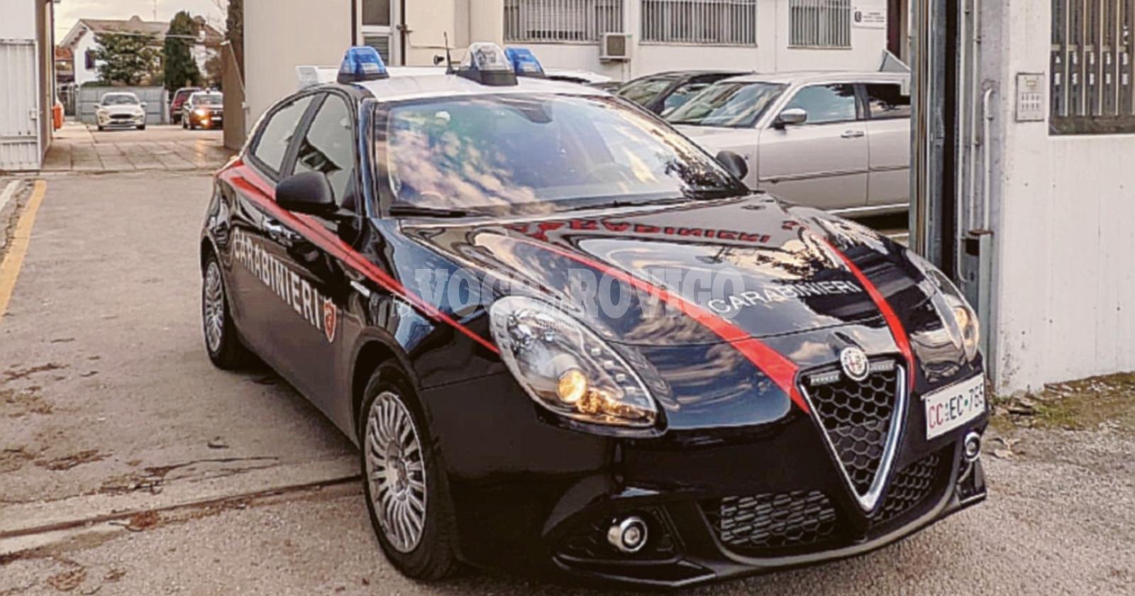le iene televisione italia 1 adria  insulti  studenti  carabinieri  indagine  lettere anonime  